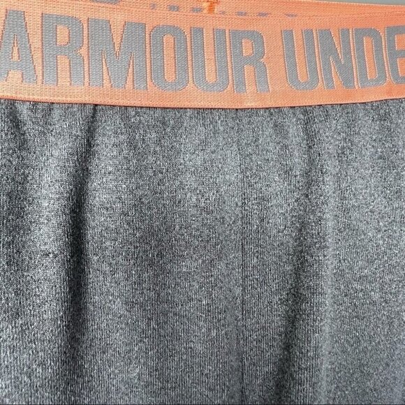 Under Armour Grey Jogger Capri Size Small Activewear Sporty Athleisure Gorpcore - Picture 5 of 7